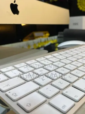 New Laptop Apple MacBook 2014 16GB Intel Core I5 SSD 1T