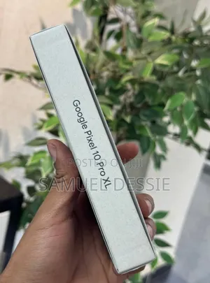 Photo - New Google Pixel 10 Pro XL 256 GB