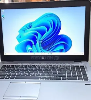 Photo - New Laptop HP Pavilion 15 8GB Intel Core I5 SSD 256GB