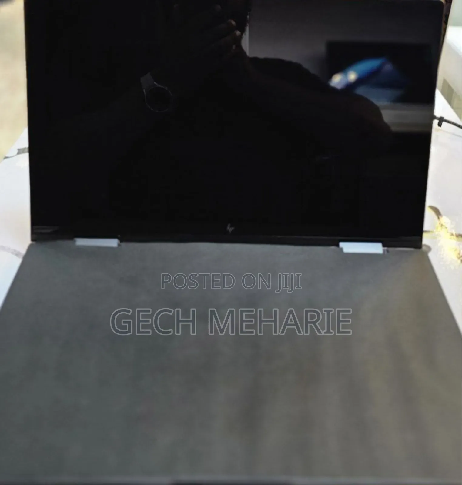 New Laptop HP Envy X360 8GB AMD Ryzen 5 SSD 256GB