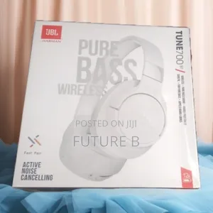 Photo - Best JBL 700bt Headset: Comfortable Long-Lasting Fit.