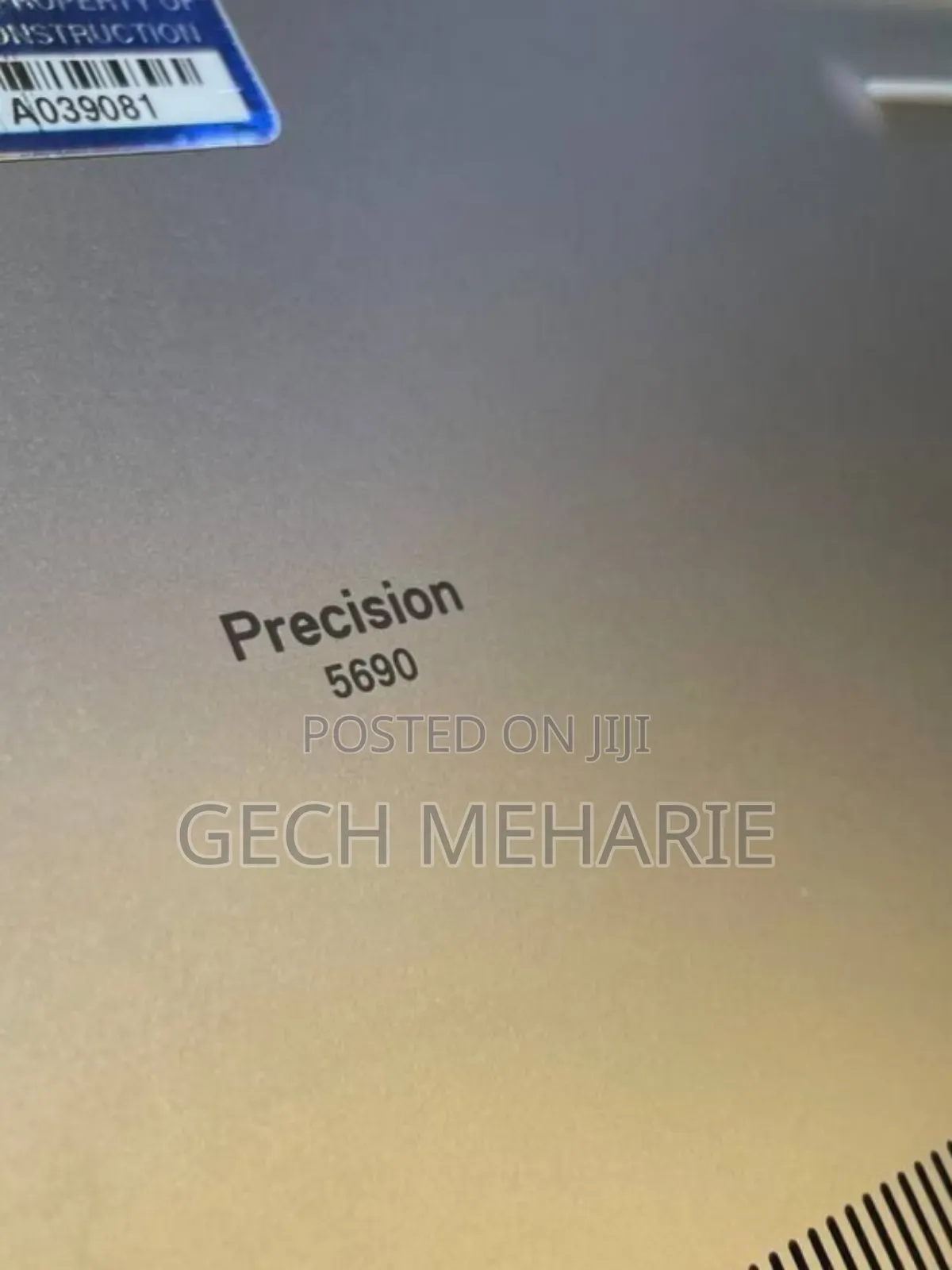 New Laptop Dell Precision 5690 32GB Intel Core Ultra 7 SSD 1T