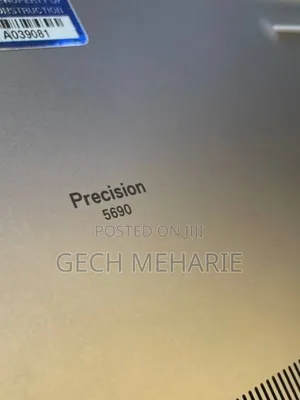 New Laptop Dell Precision 5690 32GB Intel Core Ultra 7 SSD 1T