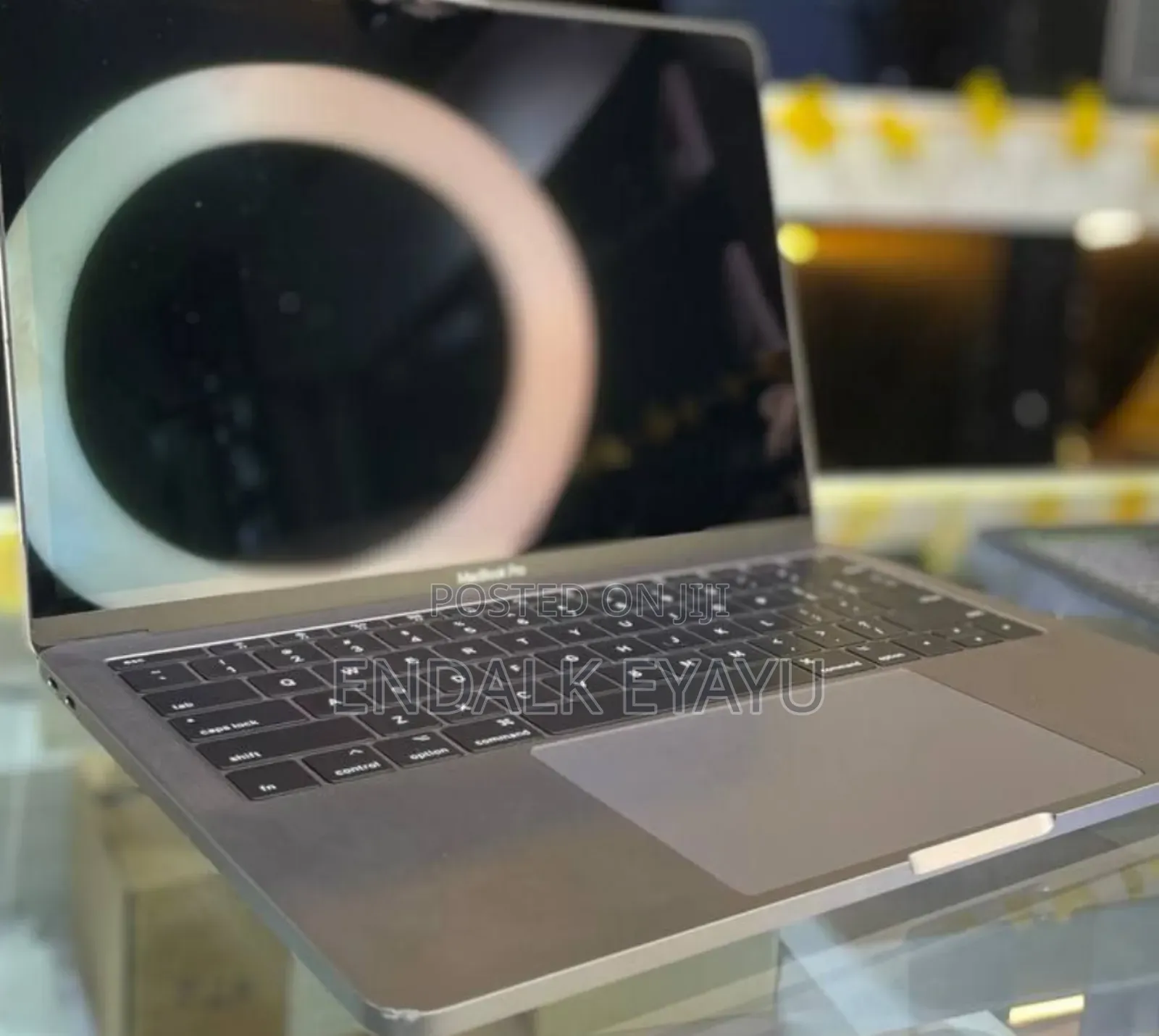 New Laptop Apple MacBook Pro 2017 8GB Intel Core I5 SSD 128GB