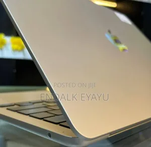 New Laptop Apple MacBook Air 2019 16GB Intel Core M3 SSD 512GB