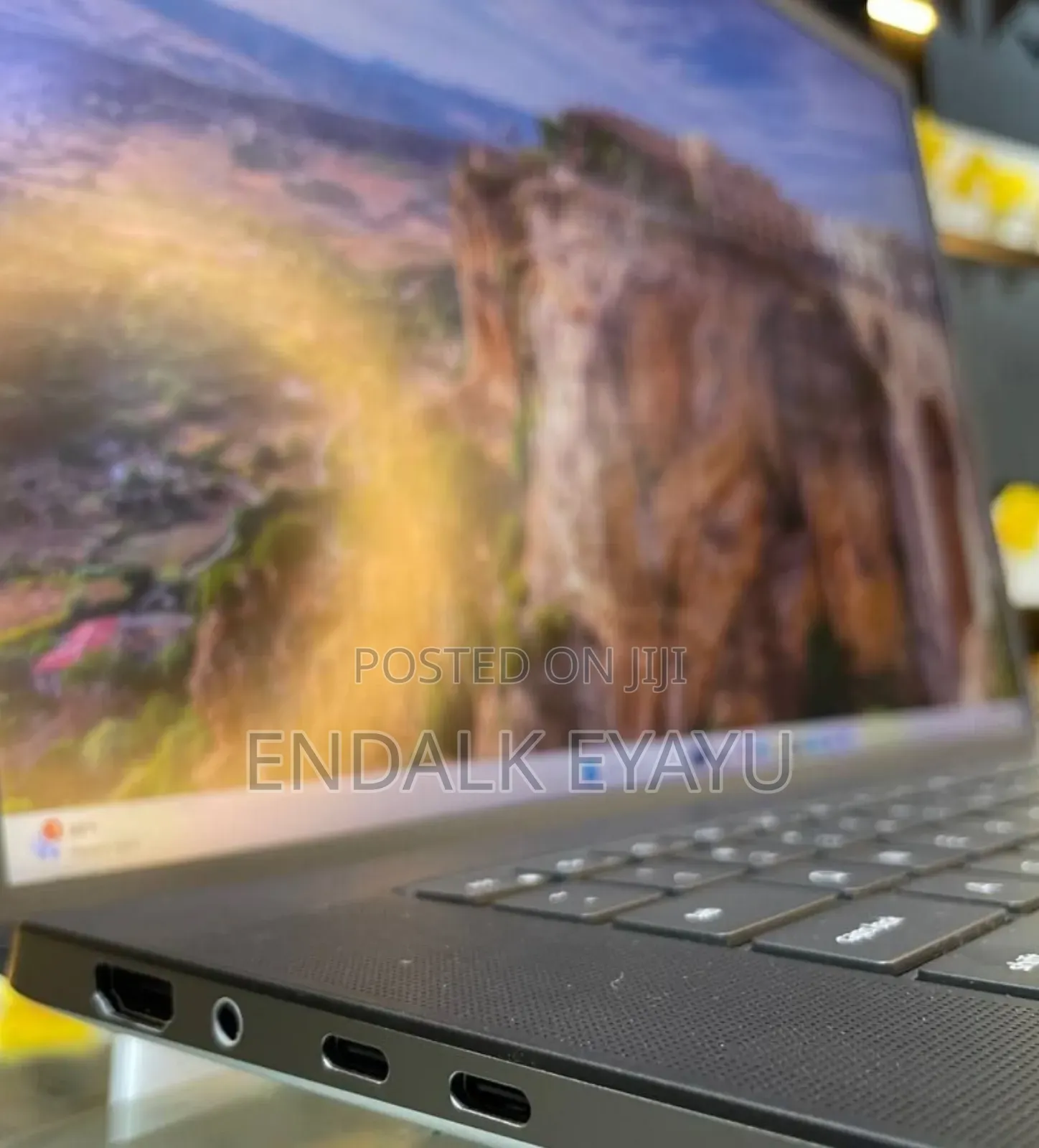 New Laptop Dell Precision 5690 32GB Intel Core Ultra 7 SSD 1T