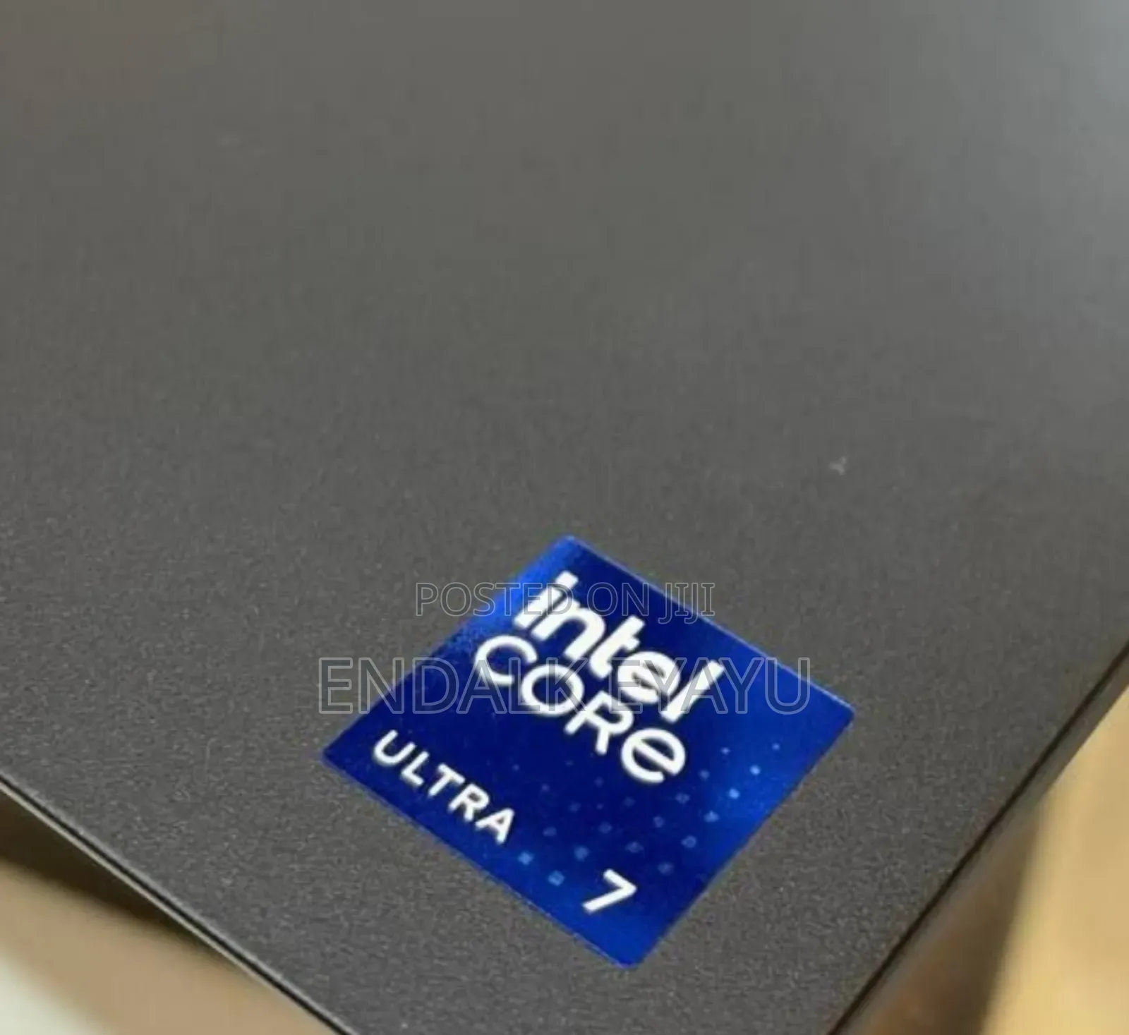 New Laptop Dell Precision 5690 32GB Intel Core Ultra 7 SSD 1T