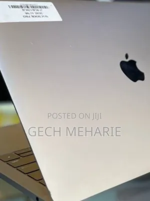 Photo - New Laptop Apple MacBook Pro 2017 8GB Intel Core I5 SSD 128GB