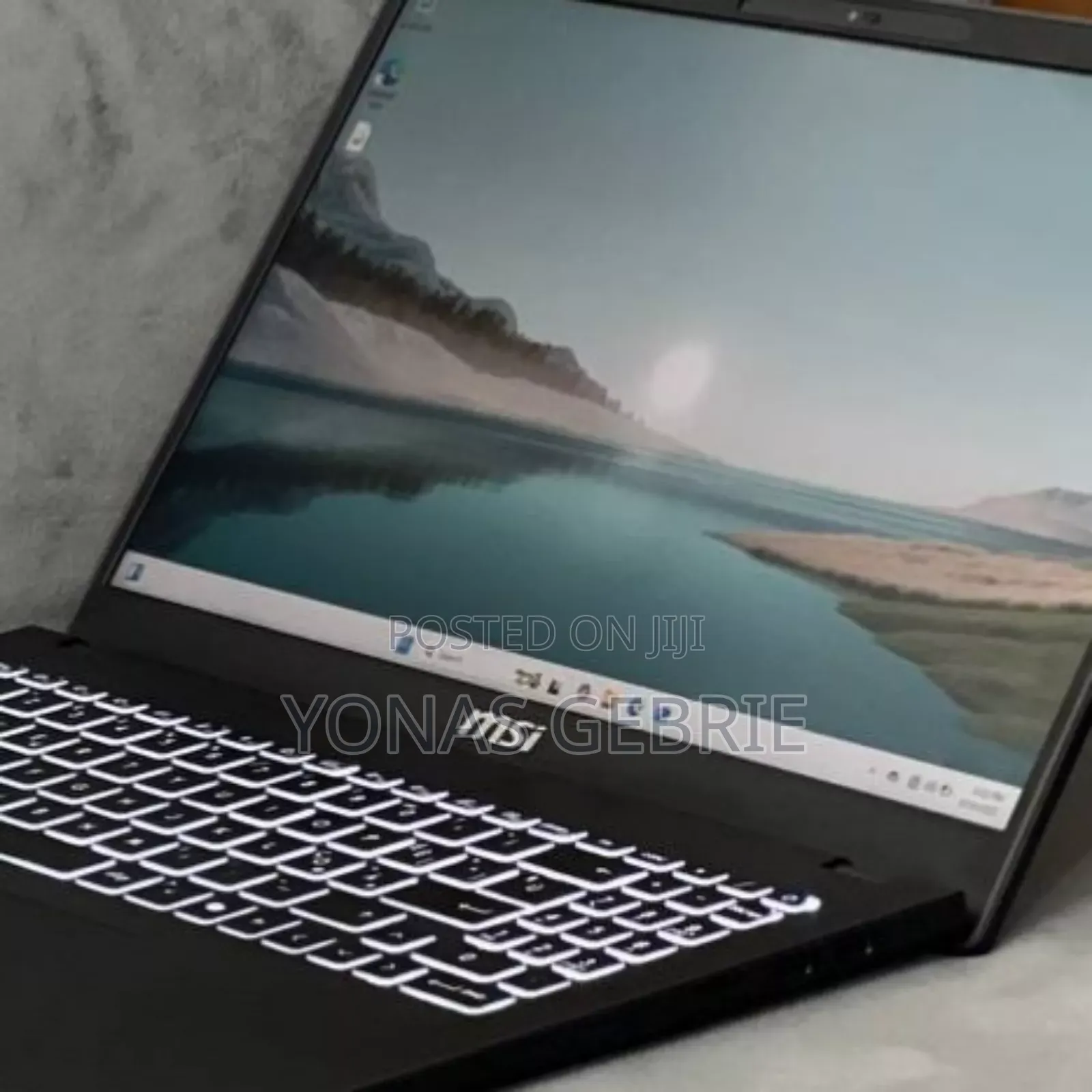 New Laptop MSI 16GB Intel Core Ultra 5 SSD 512GB