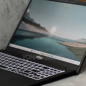 New Laptop MSI 16GB Intel Core Ultra 5 SSD 512GB