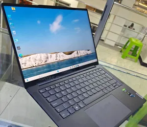 New Laptop Lenovo Yoga 700 16GB Intel Core I7 SSD 1T