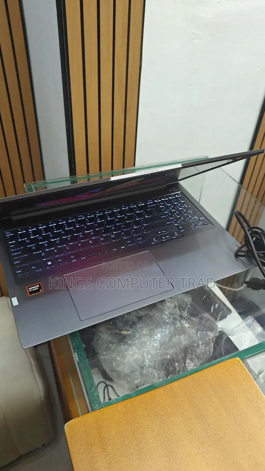 New Laptop Lenovo ThinkPad Yoga 32GB AMD Ryzen 7 SSD 1T