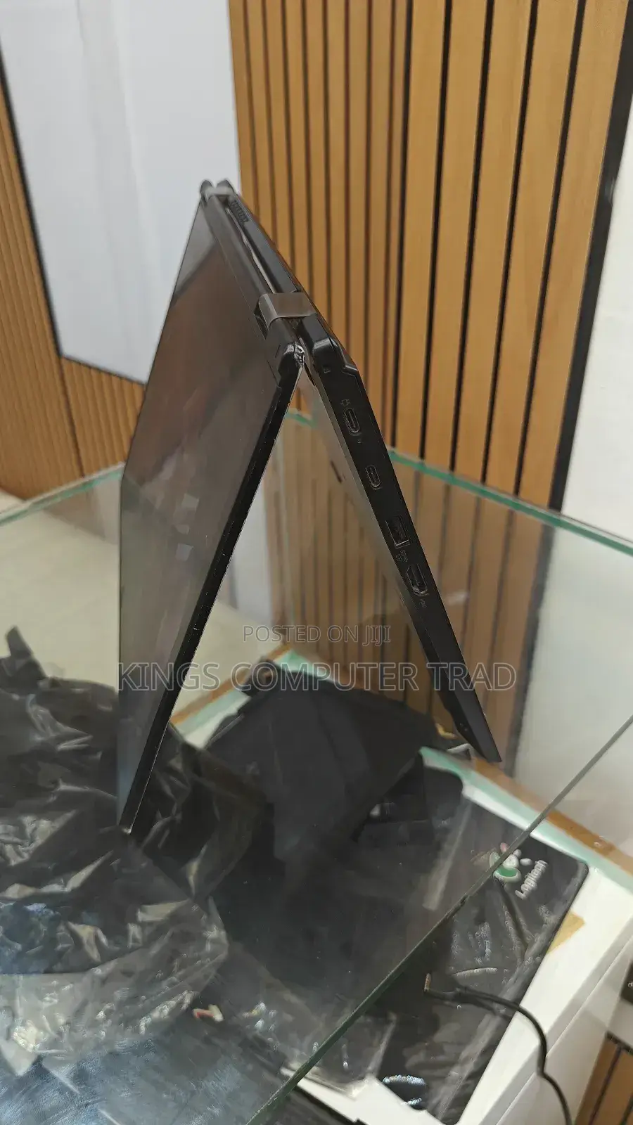 New Laptop Lenovo ThinkPad Yoga 8GB Intel Core I5 SSD 256GB