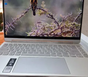 New Laptop Lenovo Yoga 9i 16GB Intel Core I7 SSD 512GB