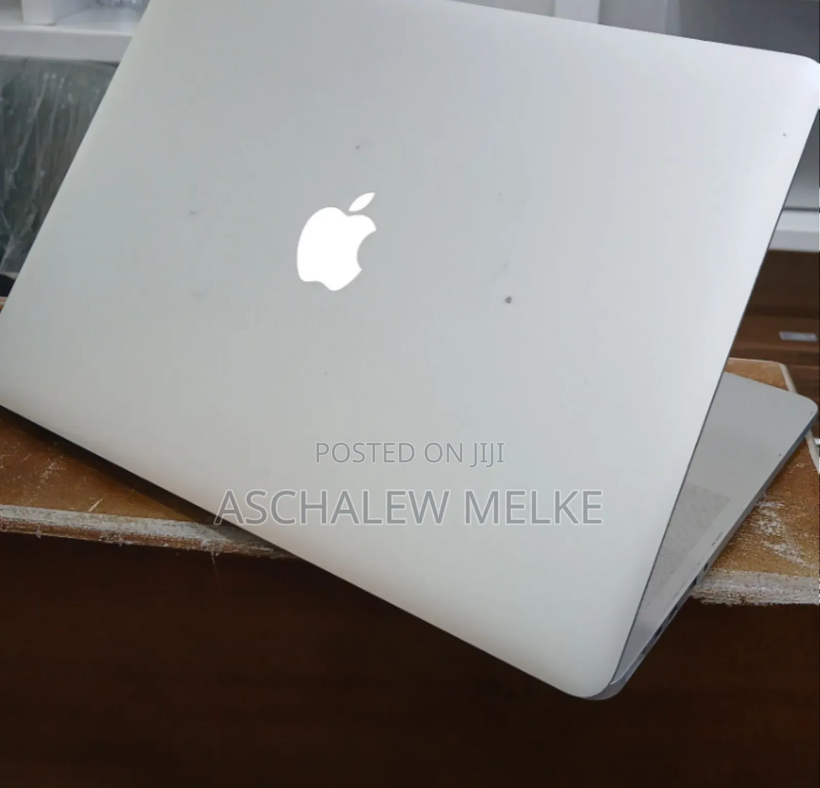 New Laptop Apple MacBook Pro 2015 16GB Intel Core I7 SSD 256GB
