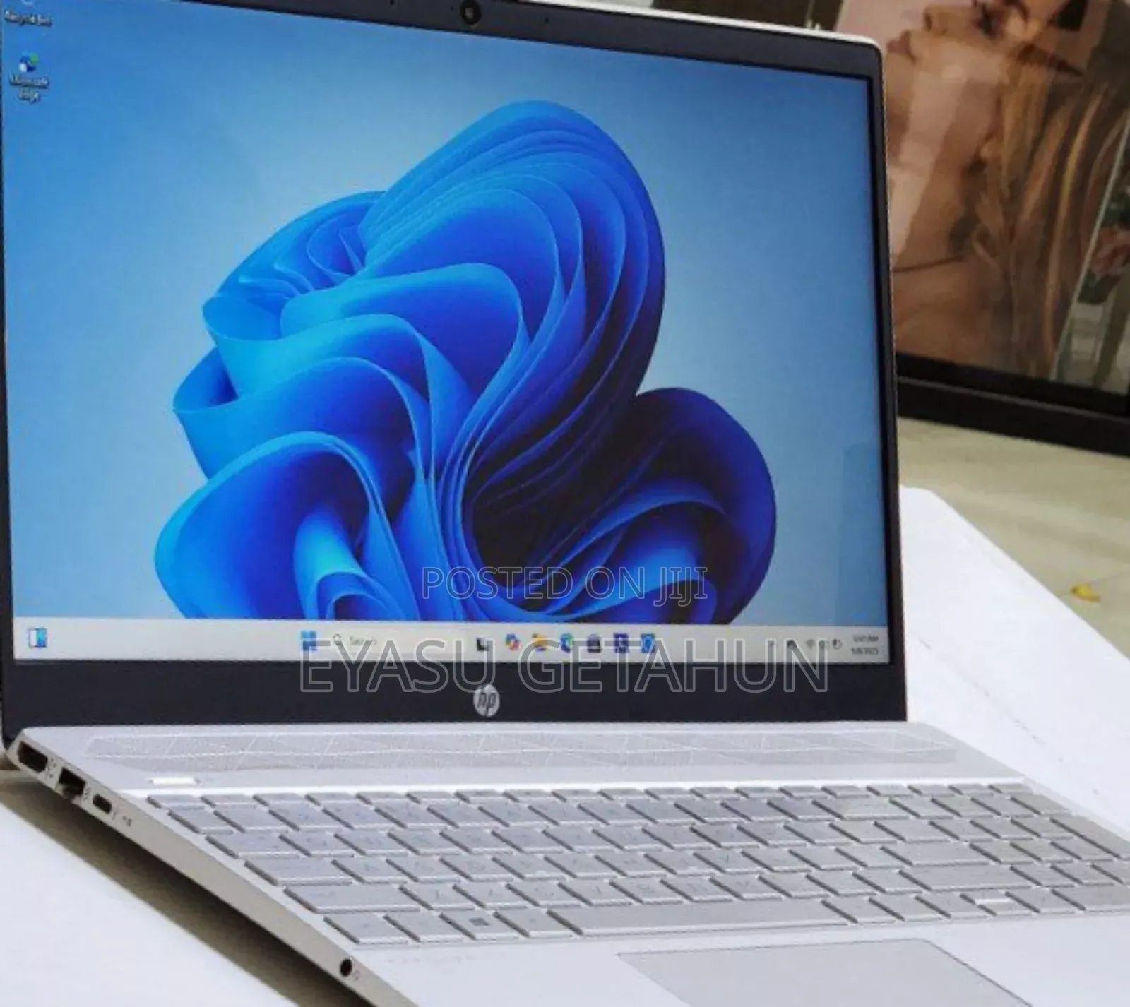 New Laptop HP Pavilion 15 8GB Intel Core I5 HDD+SSD 1T