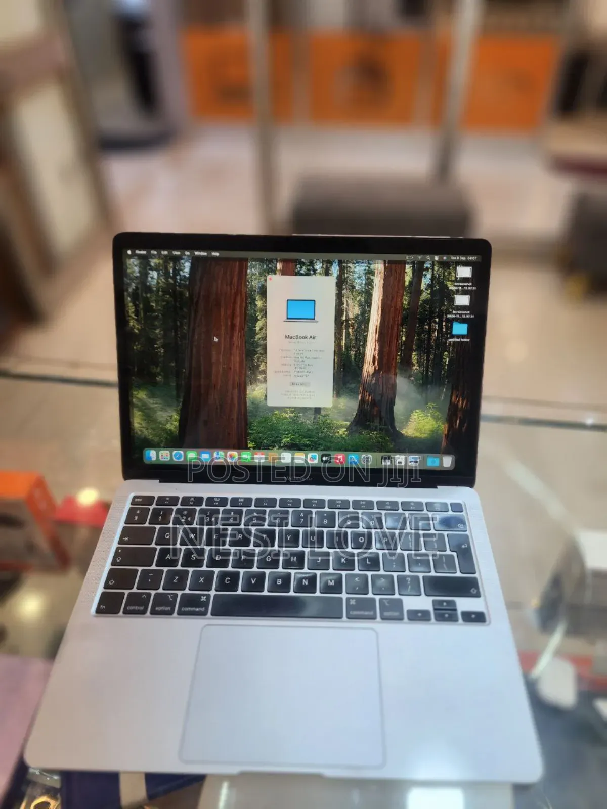 New Laptop Apple MacBook Air 2020 M1 8GB Intel Core I5 SSD 256GB