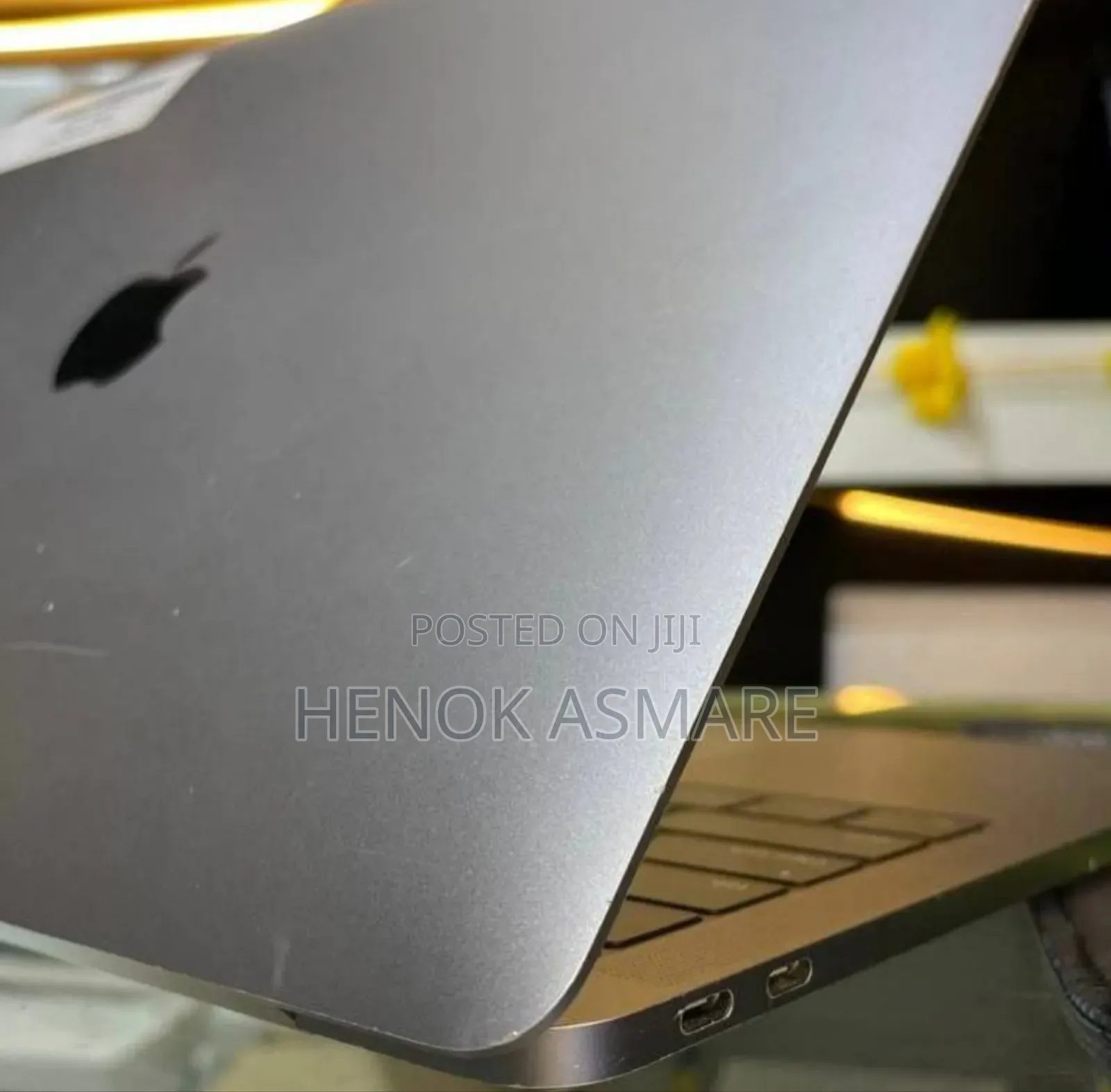 New Laptop Apple MacBook Pro 2017 8GB Intel Core I5 SSD 128GB