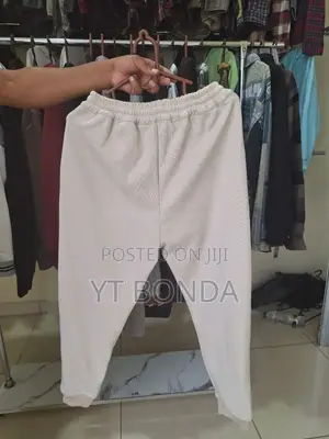 Photo - Tuta Suri / Wedram Fur, Buggy Tuta