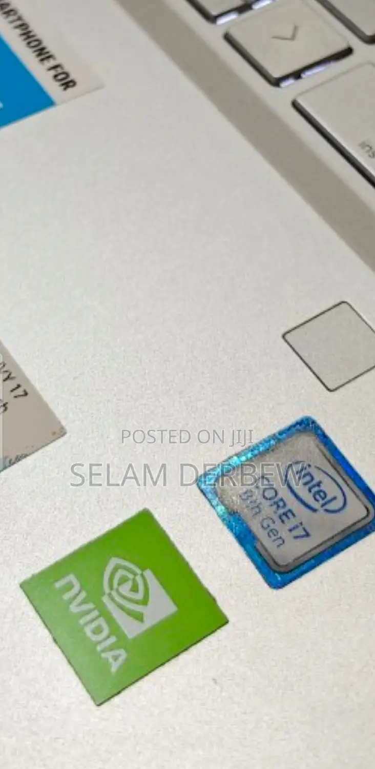 New Laptop HP Envy 17 16GB Intel Core I7 SSD 512GB