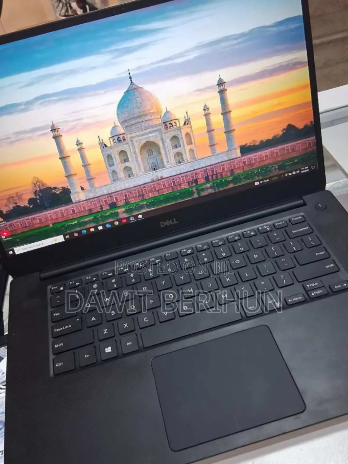 New Laptop Dell Precision 7740 16GB Intel Core I7 SSD 512GB