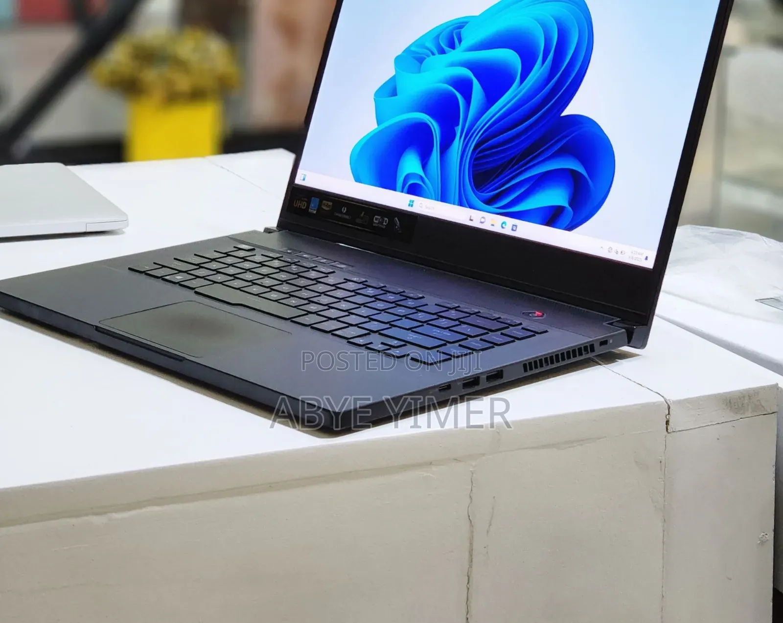 New Laptop Asus ROG Zephyrus G15 16GB Intel Core I7 SSD 512GB