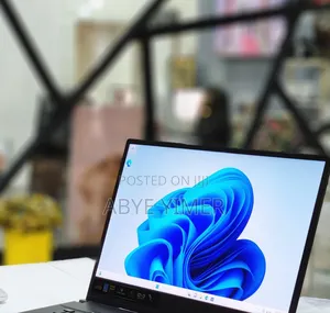 New Laptop Asus ROG Zephyrus G15 16GB Intel Core I7 SSD 512GB