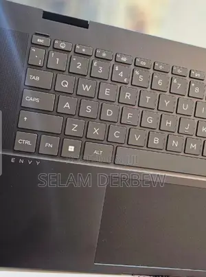 New Laptop HP Envy X360 8GB AMD Ryzen 5 SSD 256GB