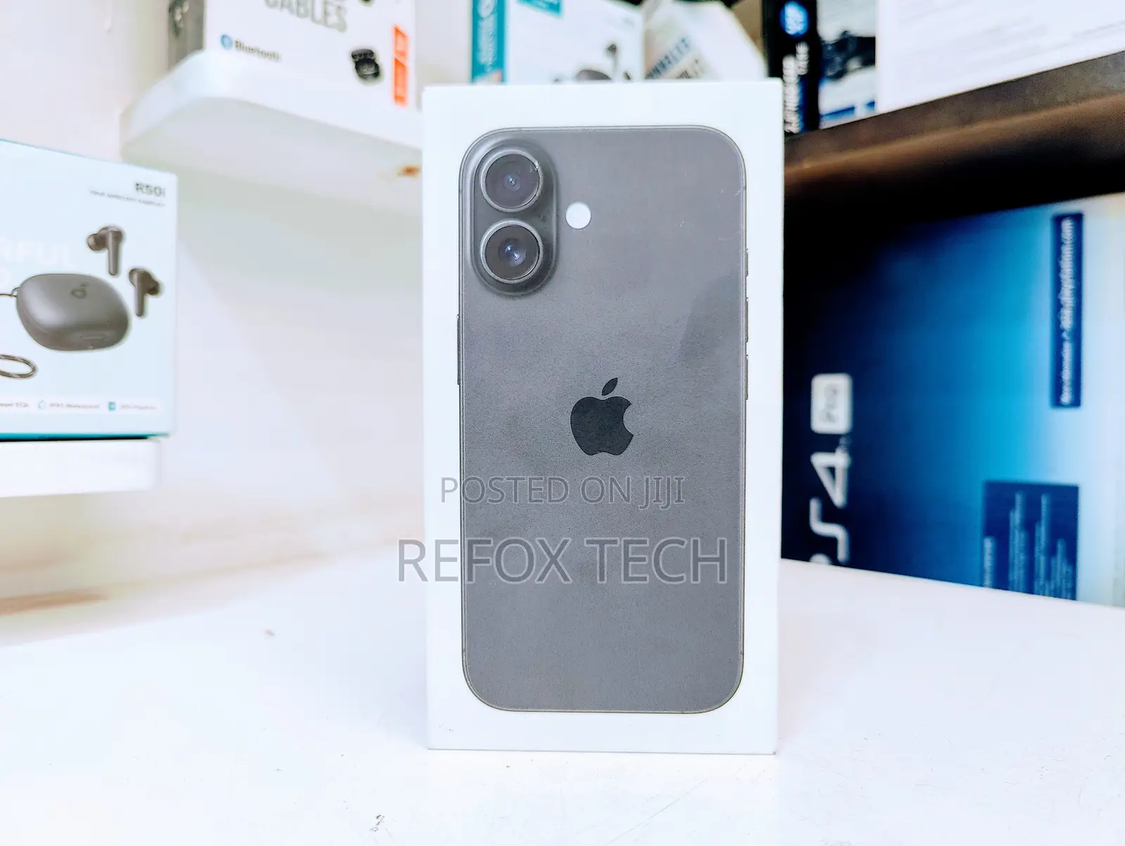 New Apple iPhone 16 128 GB Black