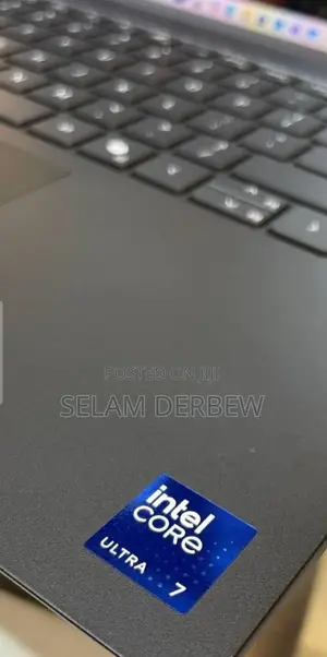 New Laptop Dell Precision 5690 32GB Intel Core Ultra 7 SSD 1T