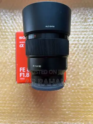 Sony Fe 85mm F/1.8 Lens
Uv -Filter
Brand New
E-Mount Lens