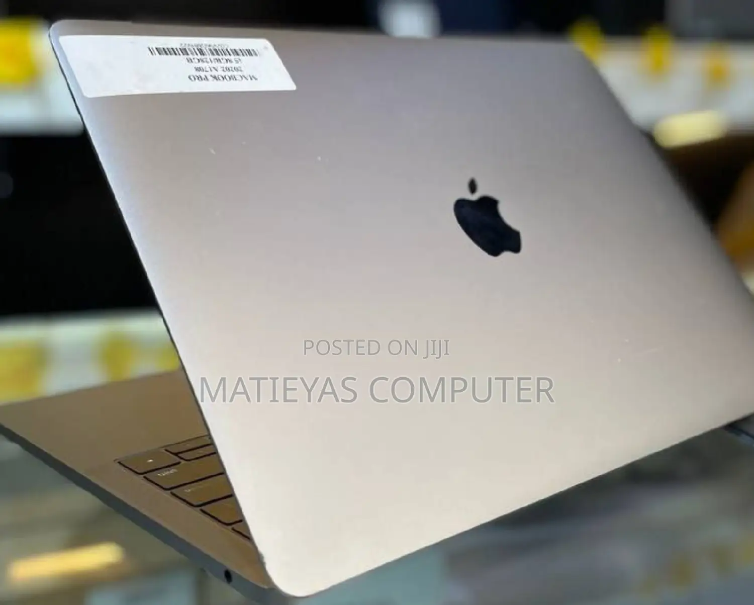 New Laptop Apple MacBook Pro 2017 8GB Intel Core I5 SSD 128GB