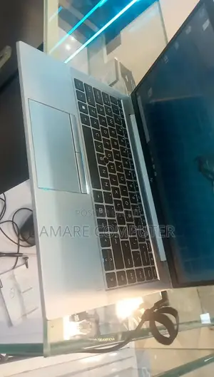 New Laptop HP EliteBook 840 G8 16GB Intel Core I7 SSD 512GB