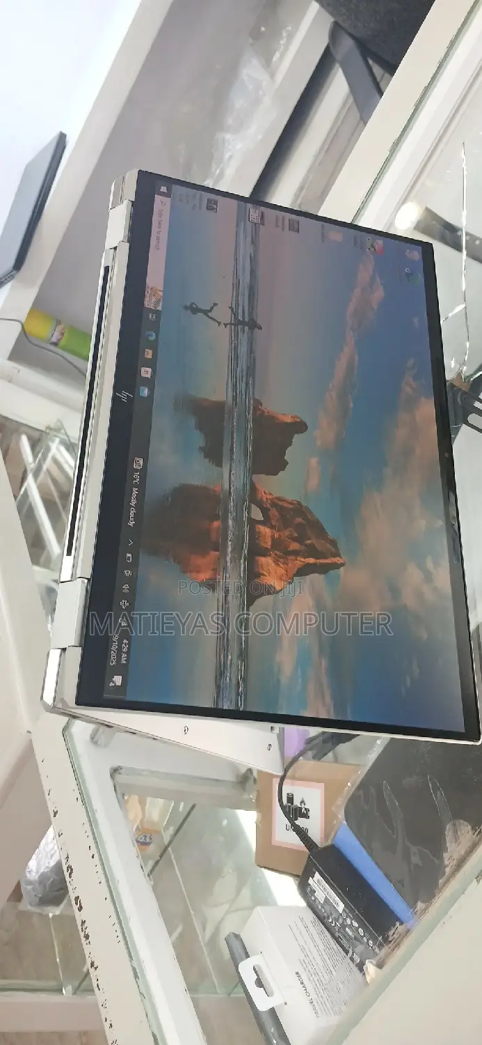 New Laptop HP EliteBook X360 1040 G7 16GB Intel Core I7 SSD 512GB