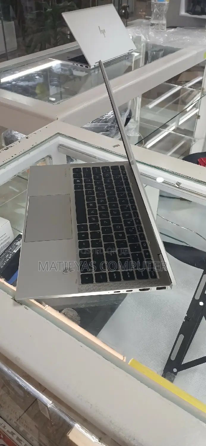 New Laptop HP EliteBook X360 1040 G7 16GB Intel Core I7 SSD 512GB