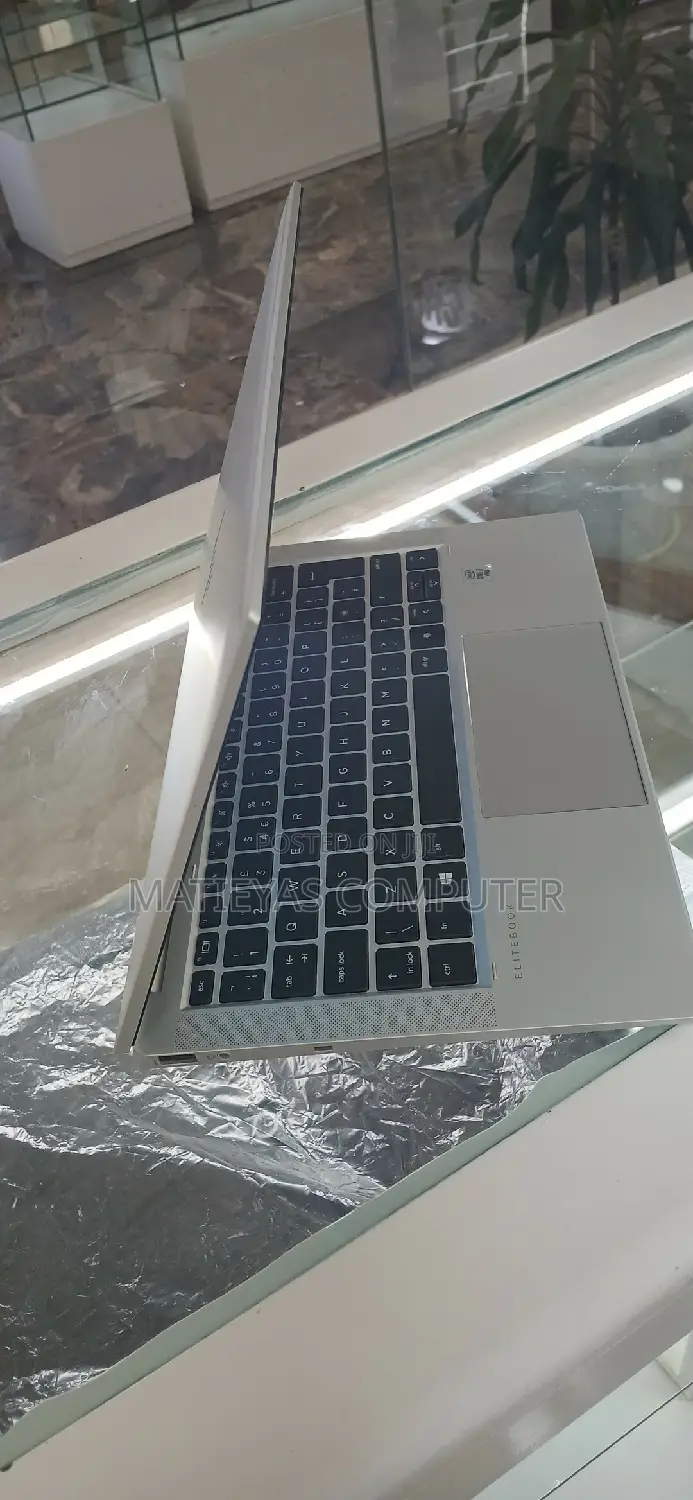New Laptop HP EliteBook X360 1030 G7 16GB Intel Core I7 SSD 512GB