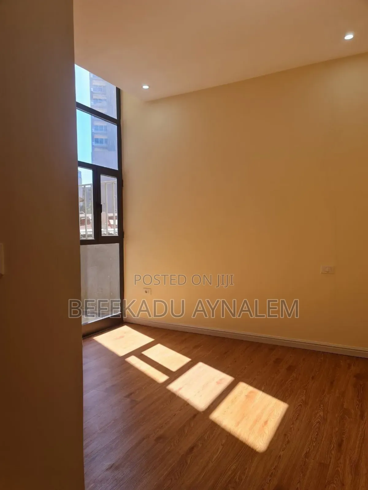 Furnished 2bdrm Apartment in Royal Plaza, Bole for sale