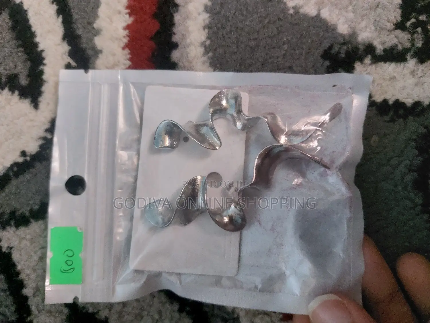 Earing Available on Hand