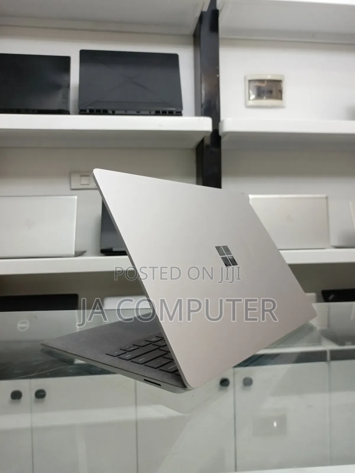 New Laptop Microsoft Surface Laptop 4 16GB Intel Core I7 SSD 512GB