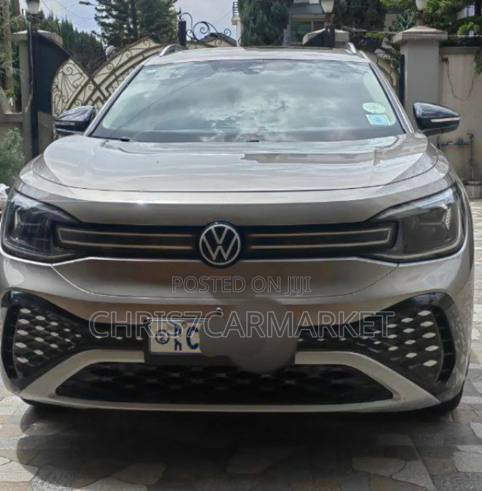 Volkswagen ID.6 2024 Gold