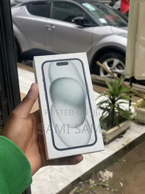 New Apple iPhone 15 128 GB Black