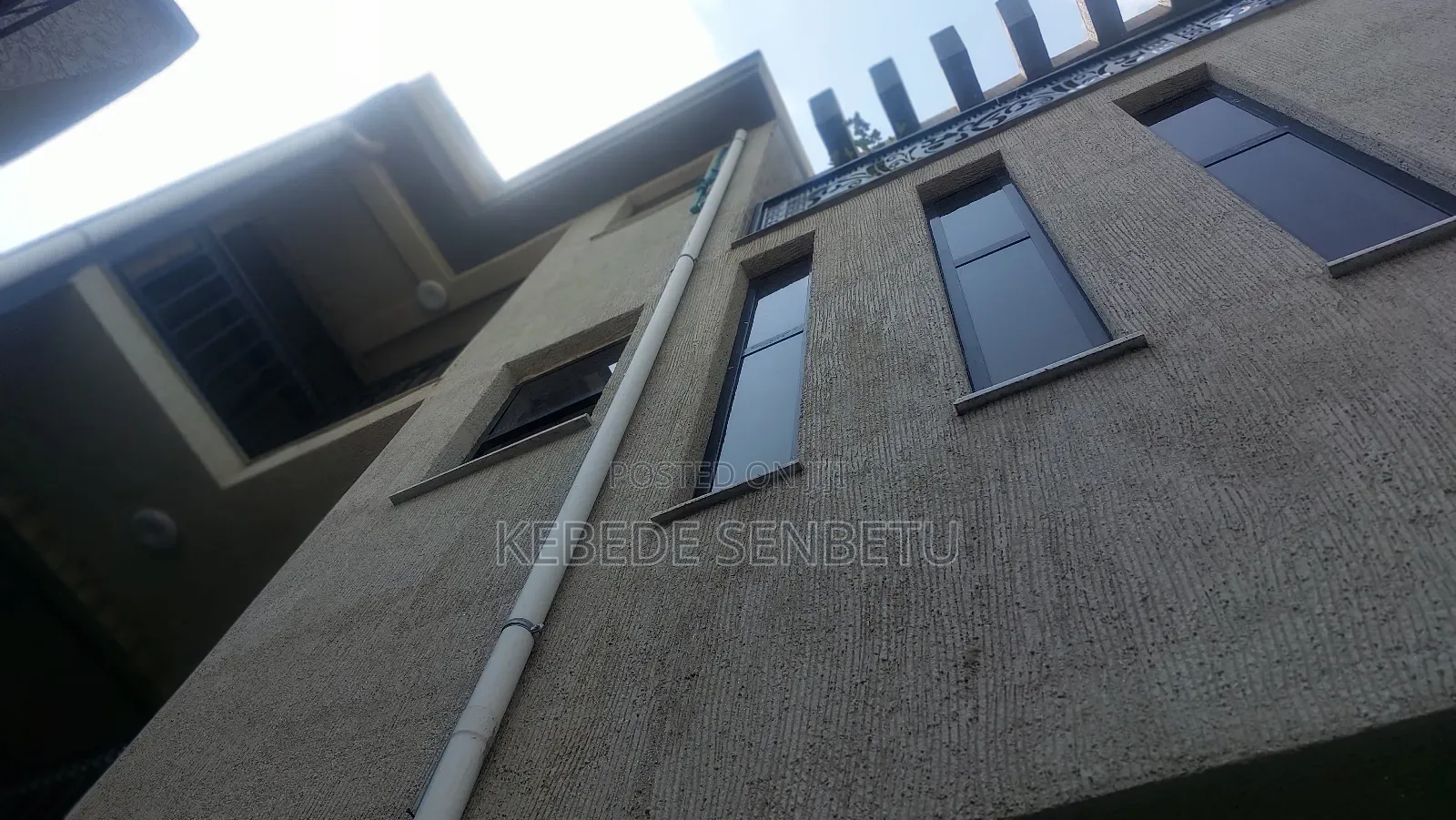 6bdrm House in Oromia, East Shewa for sale
