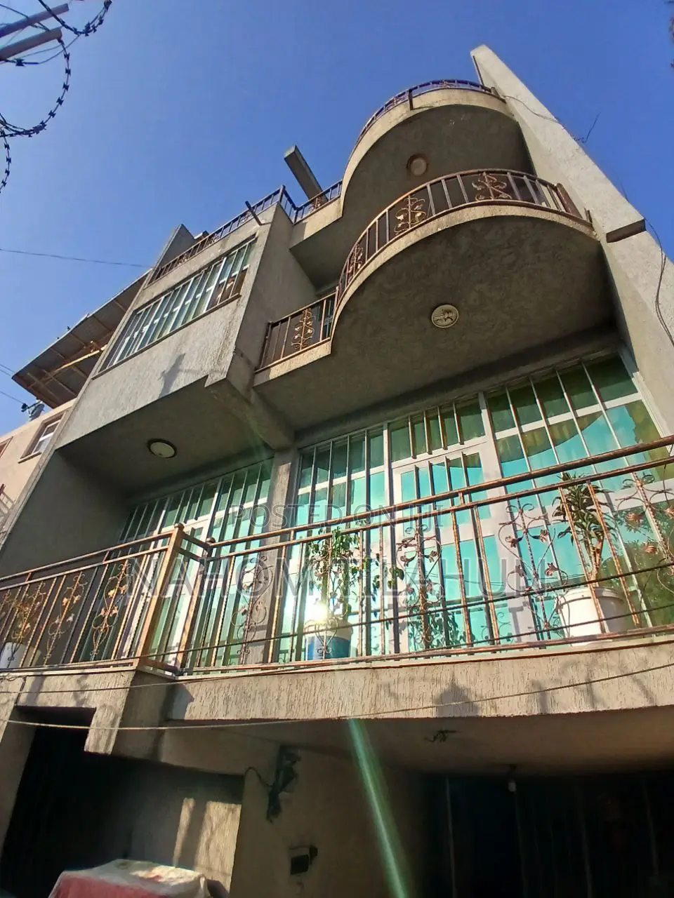 5bdrm House in Nifas Silk-Lafto for sale