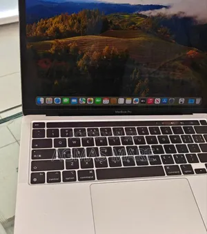 Photo - New Laptop Apple MacBook Pro M1 8GB Apple M1 Pro SSD 256GB