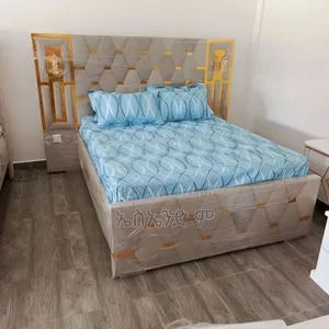 Photo - Modern King Sized Bed Fully Leather Design 1.5 Cm Sized