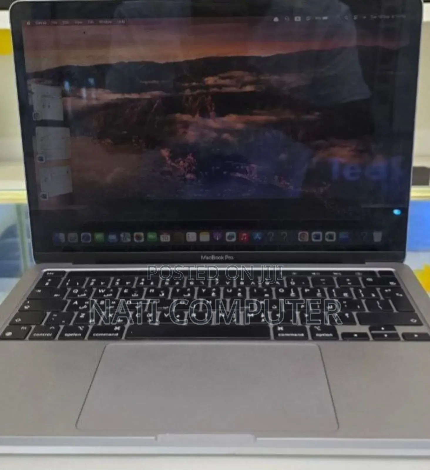 New Laptop Apple MacBook Pro M1 8GB Intel Core I7 SSD 256GB