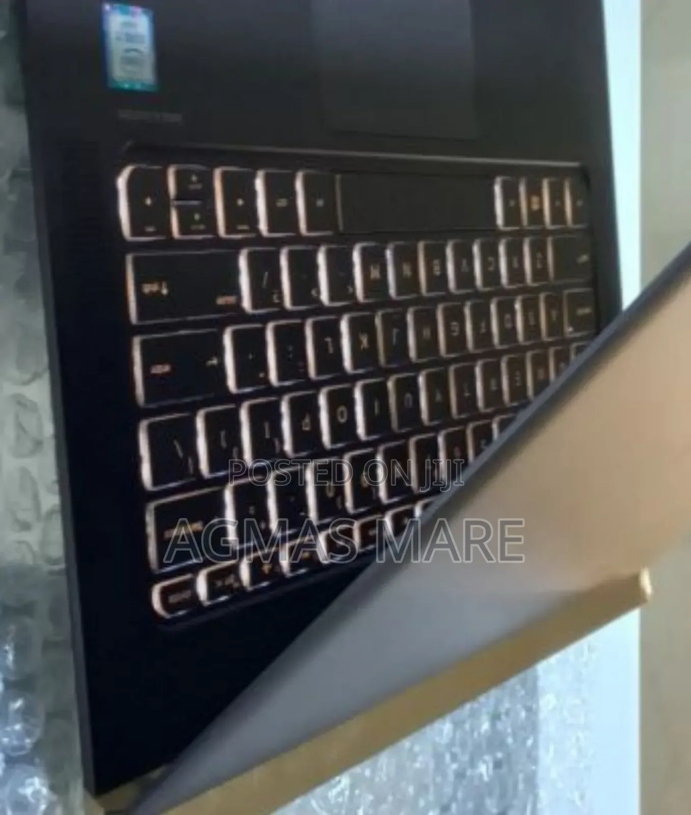 New Laptop HP Spectre 14 8GB Intel Core i7 SSD 256GB