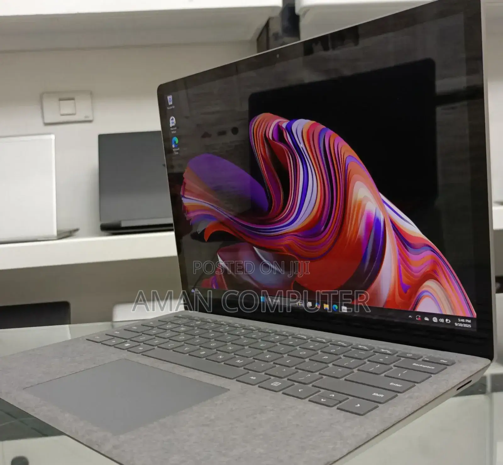 New Laptop Microsoft Surface 16GB Intel Core I7 SSD 512GB