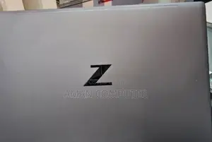 New Laptop HP ZBook 17 32GB Intel Core I7 SSD 512GB