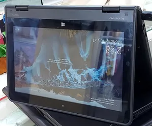 Photo - New Laptop Lenovo IdeaPad Yoga 11 4GB Intel Core M3 SSD 500GB